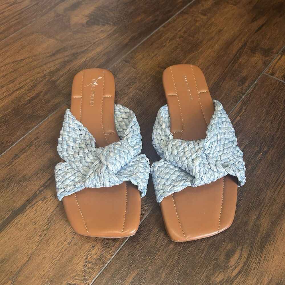 Marc Fisher Lasket Flat Blue Sandals 8 Resort Wear Summer Beach